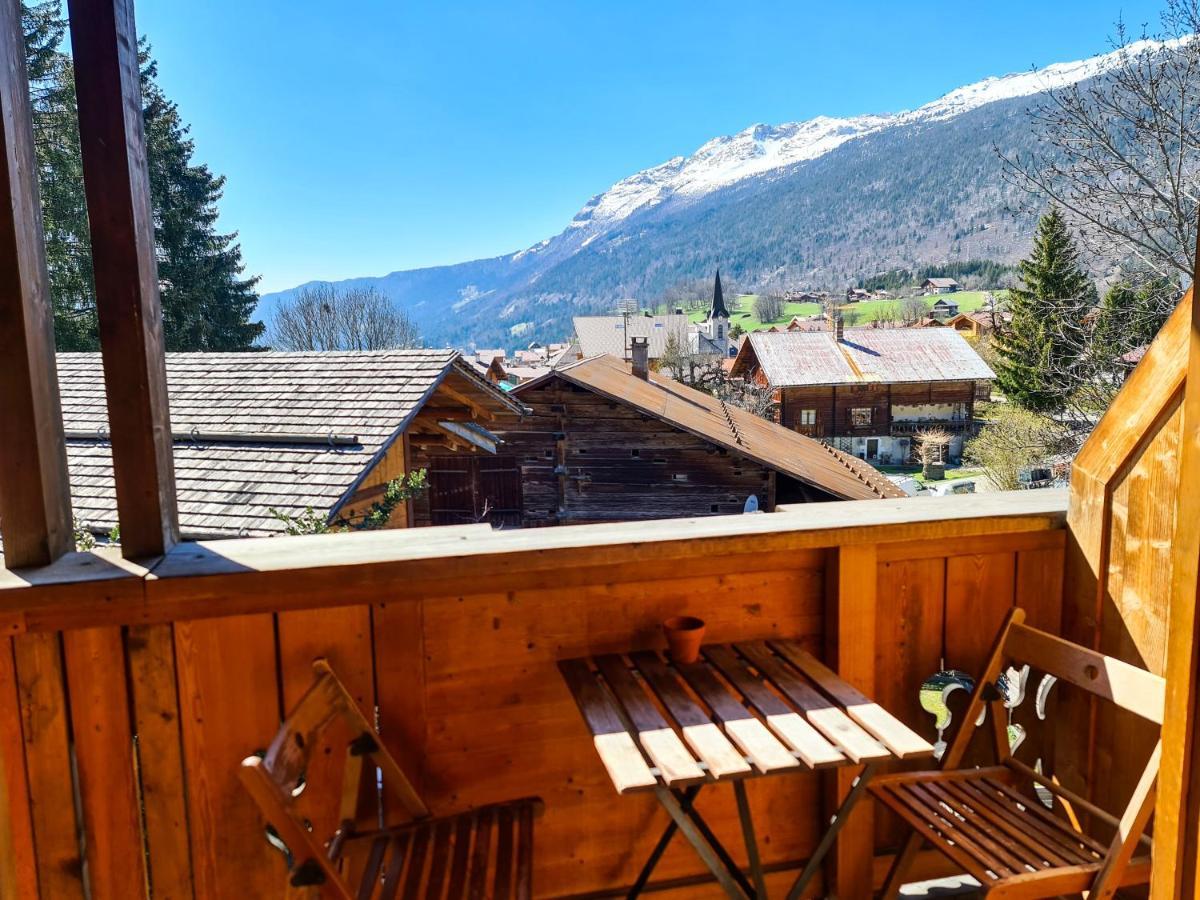 Apartment Studio Lachat - Centre Village, Vue Montagnes - Aravistour *